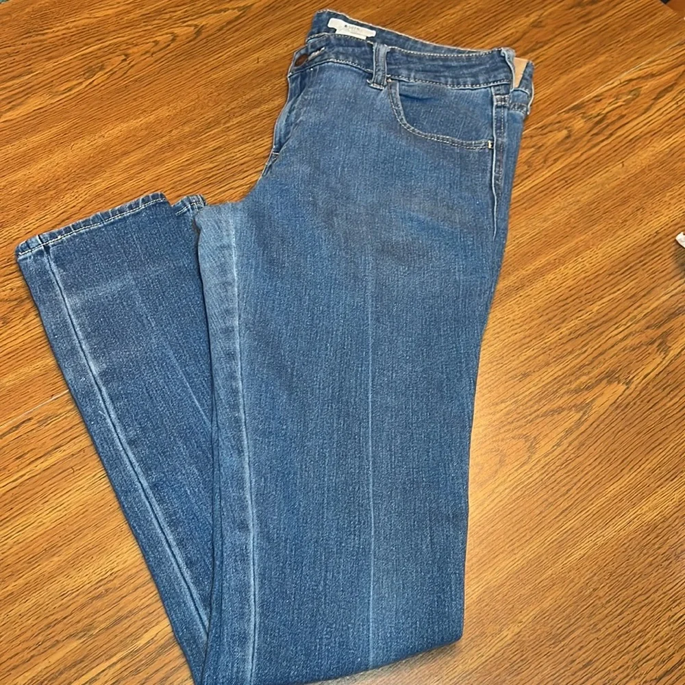 &SQIN Low waist // Slim Leg - Picture 2 of 3